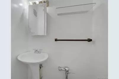 620 Pelham Road #6J, New Rochelle, NY 10805 - Photo 19