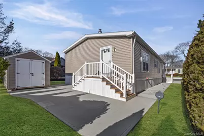 1661 Old Country Road #351B, Riverhead, NY 11901 - Photo 19