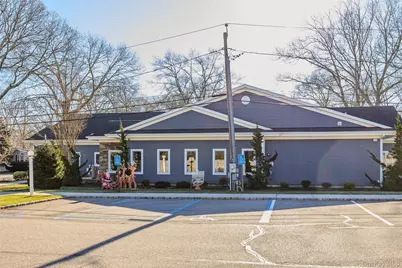 1661 Old Country Road #351B, Riverhead, NY 11901 - Photo 31