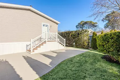 1661 Old Country Road #351B, Riverhead, NY 11901 - Photo 21