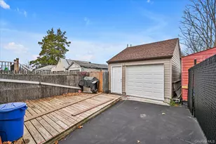 64-39 58th Rd, Maspeth, NY 11378 - Photo 17