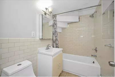 6439 58th Road, Maspeth, NY 11378 - Photo 15