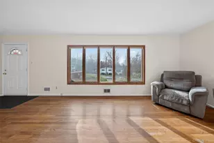 10 Fleetwood Ave, Chestnut Ridge, NY 10977 - Photo 5