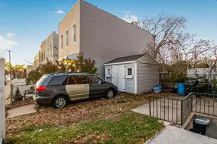 4190 E Tremont Ave, Bronx, NY 10465 - Photo 27