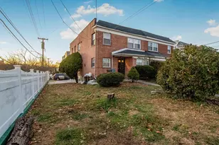 4190 E Tremont Ave, Bronx, NY 10465 - Photo 35