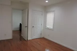 9 Bainbridge St, Roosevelt, NY 11575 - Photo 11