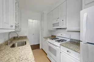 260 Garth Rd, Scarsdale, NY 10583 - Photo 9