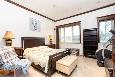 2044 26th Street, Astoria, NY 11105 - Photo 15