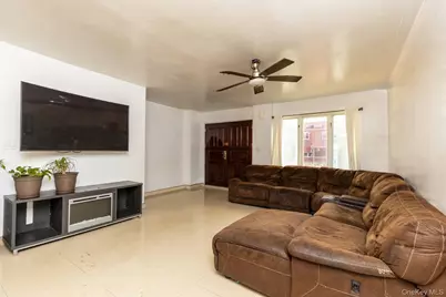 2044 26th Street, Astoria, NY 11105 - Photo 21