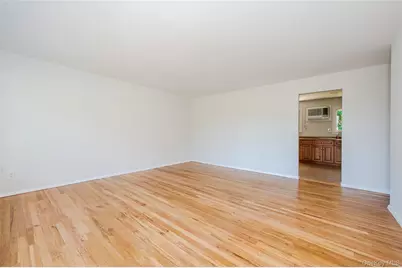 1139 Waverly Avenue, Farmingville, NY 11738 - Photo 3