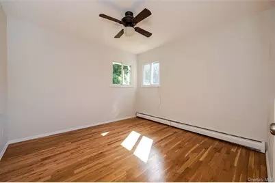 1139 Waverly Avenue, Farmingville, NY 11738 - Photo 9