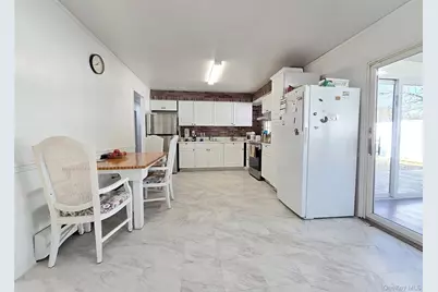 24 Quail Run, Massapequa, NY 11758 - Photo 9