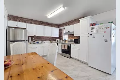 24 Quail Run, Massapequa, NY 11758 - Photo 7