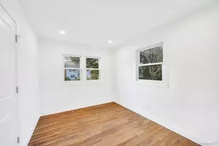 12 George St, Hampton Bays, NY 11946 - Photo 21