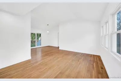 12 George Street, Hampton Bays, NY 11946 - Photo 9