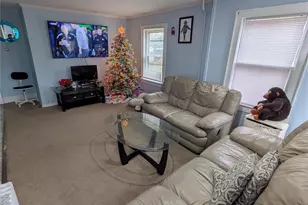 41 Stone Ave, North Babylon, NY 11703 - Photo 3