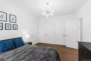 37 Brompton Rd, Great Neck, NY 11022 - Photo 13