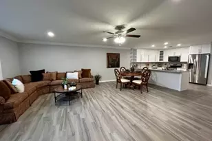 98 Village Green Dr, Port Jefferson Station, NY 11776 - Photo 5