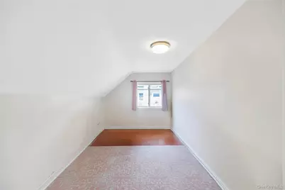 64 Hodson Avenue, Lynbrook, NY 11563 - Photo 29