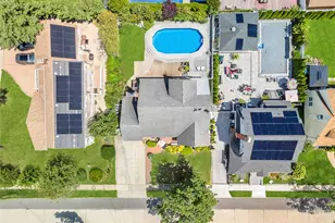 64 Hodson Ave, Lynbrook, NY 11563 - Photo 11