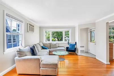 64 Hodson Avenue, Lynbrook, NY 11563 - Photo 15