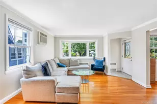 64 Hodson Ave, Lynbrook, NY 11563 - Photo 15