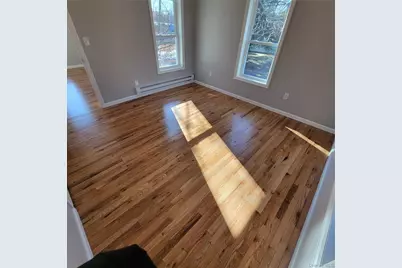 19 Railroad Street #2nd Floor, Greenlawn, NY 11740 - Photo 7