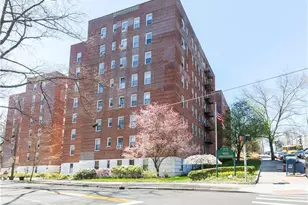 247 Parkview Ave, Bronxville, NY 10708 - Photo 3