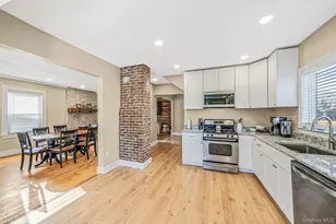 117 Jayne Ave, Patchogue, NY 11772 - Photo 13