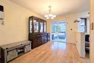 207 N Evergreen Dr, Selden, NY 11784 - Photo 7