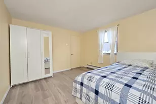 207 N Evergreen Dr, Selden, NY 11784 - Photo 11