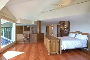 15 Gatsby Ln, Great Neck, NY 11024 - Photo 21