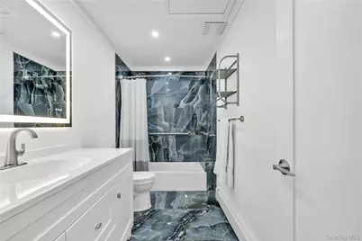 69 Bankside Drive, Centerport, NY 11721 - Photo 33