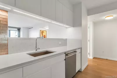 138-35 39th Avenue #14M, Flushing, NY 11354 - Photo 23