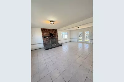 300 Branch Avenue, Freeport, NY 11520 - Photo 31