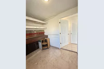 300 Branch Avenue, Freeport, NY 11520 - Photo 41