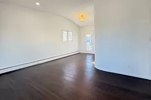 300 Branch Ave, Freeport, NY 11520 - Photo 13