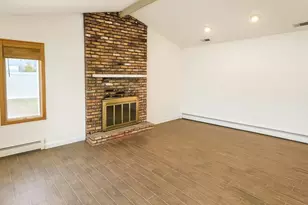 9 Northridge Dr, Coram, NY 11727 - Photo 5