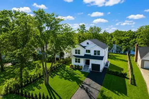 909 Ostrander Ave, Riverhead, NY 11901 - Photo 19