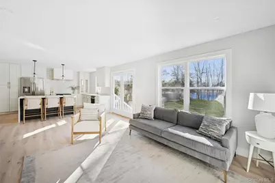 909 Ostrander Avenue, Riverhead, NY 11901 - Photo 9