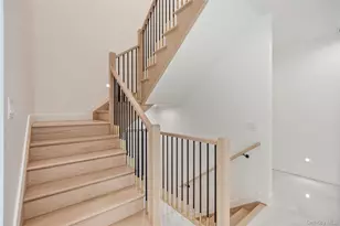 15 Northbrook Rd, Spring Valley, NY 10977 - Photo 17