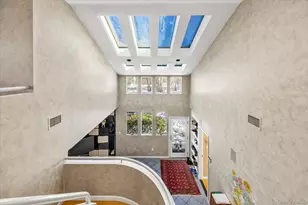 20 Henhawk Rd, Great Neck, NY 11024 - Photo 21