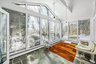 20 Henhawk Rd, Great Neck, NY 11024 - Photo 11