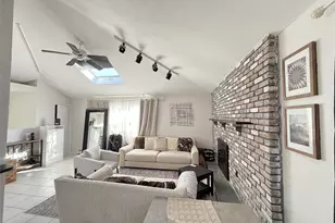 32 Suffolk Rd, Island Park, NY 11558 - Photo 3