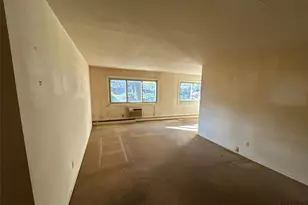 2453 Union Blvd, Islip, NY 11751 - Photo 7