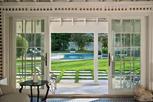 94 Post Ln, Southampton, NY 11968 - Photo 31