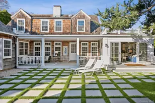 94 Post Ln, Southampton, NY 11968 - Photo 23