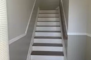 147-26 240th St, Rosedale, NY 11422 - Photo 15