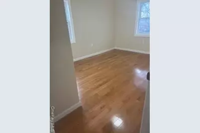 147-26 240th Street #2nd Floor, Rosedale, NY 11422 - Photo 7