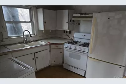 91 Bellevernon Avenue, Middletown, NY 10940 - Photo 11